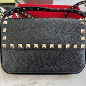 NEW WITH TAGS Valentino Garavani Rockstud Crossbody Bag